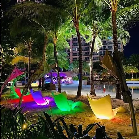 Manila Urban Resort At Azure Exterior photo