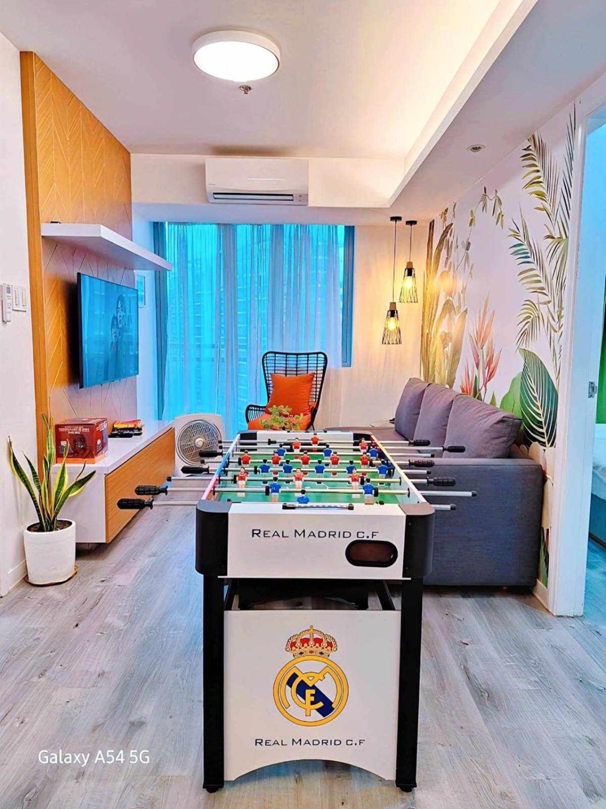 Apartment Urban At Azure